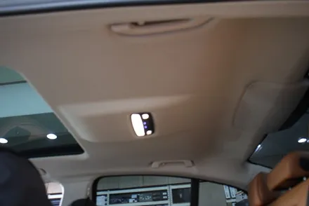 정숙함을 위한 방음 차량방음 전문 카사운드매니아 BMW520D 천장 방음 시공 / 서울 양천구 강서구