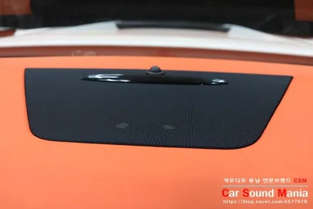 순정 뱅앤올룹슨 오디오 옵션의 먹먹함 개선을 위한 벤츠SLS63AMG로드스터 카오디오 튜닝기 / 서울 양천구 강서구