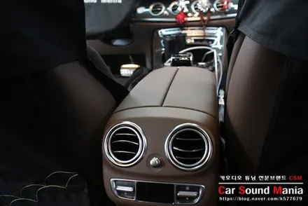 수입차카오디오 전문 장착점 신월동 카사운드매니아 벤츠E63AMG 부메스터 전동 트윗터와 송풍구 엠비언트 시공을 완료하다 / 서울 양천구 강서구