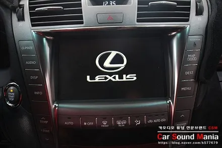 수입차매립 전문점 신월동 카사운드매니아 미러링 기능이 탑재된 셋톱박스를 사용 LS460 매립 시공을 완료하다 / 서울 양천구 강서구