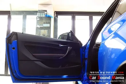 국내 20대 한정판 BMW M2cs 답답한 순정 오디오 옵션의 하만카톤 개선을 위한 솔루션 BMW스피커 튜닝 전문점 신월동 카사운드매니아 / 서울 양천구 강서구