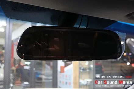 룸미러형 후방카메라 장착으로 후진 주차의 편리함 제공 / 서울 양천구 강서구