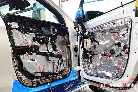 벤츠 전용 3D부메스터 송풍구 엠비언트 시공과 무손상 무스웨이 시스템 장착기 / 서울 양천구 강서구