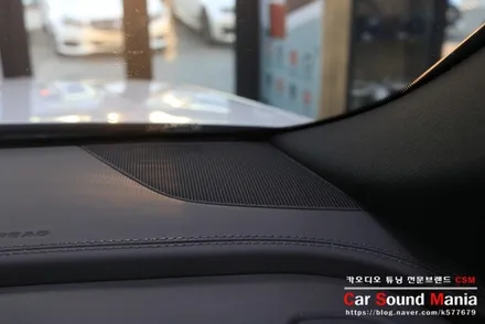 신형 아우디Q8 실내 세련미를 돋보일수 있는 아이템 뱅엔올룹슨 스타일 엠비언트 / 서울 양천구 강서구