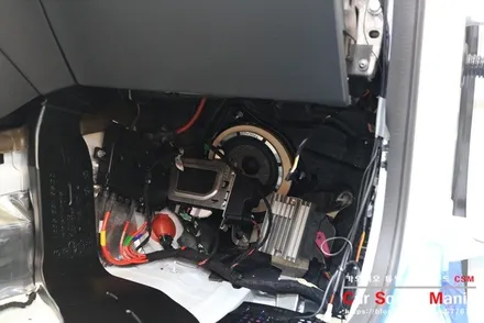 벤츠 전용 3D부메스터 송풍구 엠비언트 시공과 무손상 무스웨이 시스템 장착기 / 서울 양천구 강서구