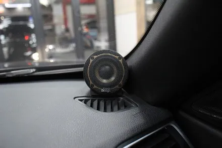 수입차카오디오 전문점 카사운드매니아 BMW 소닉디자인 스피커 장착기 / 서울 양천구 강서구