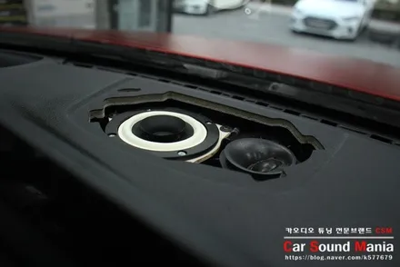 순정 오디오 옵션의 답답함 개선을 위한 최적화 된 BMW카오디오 튜닝기 BMW전용 avi스피커 장착과 매치업7 장착이면 끝!! / 서울 양천구 강서구