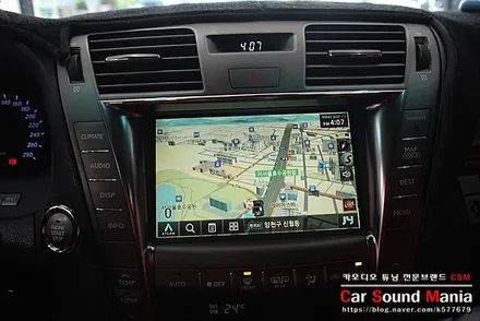 수입차매립 전문점 신월동 카사운드매니아 미러링 기능이 탑재된 셋톱박스를 사용 LS460 매립 시공을 완료하다 / 서울 양천구 강서구