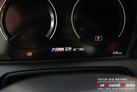 국내 20대 한정판 BMW M2cs 답답한 순정 오디오 옵션의 하만카톤 개선을 위한 솔루션 BMW스피커 튜닝 전문점 신월동 카사운드매니아 / 서울 양천구 강서구