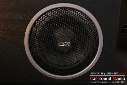 AVI서브우퍼 하나로 달라진 음악환경 폭스바겐 투아렉 / 서울 양천구 강서구