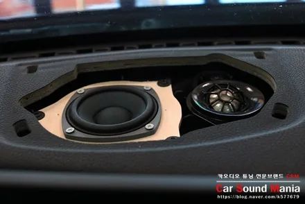 BMW M4컨버터블 오픈카 카오디오 튜닝 전문점 카사운드매니아 / 서울 양천구 강서구