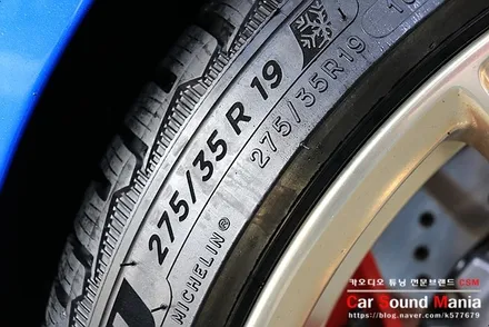 국내 20대 한정판 BMW M2cs 답답한 순정 오디오 옵션의 하만카톤 개선을 위한 솔루션 BMW스피커 튜닝 전문점 신월동 카사운드매니아 / 서울 양천구 강서구