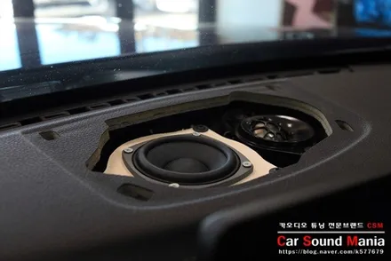 BMW M4컨버터블 오픈카 카오디오 튜닝 전문점 카사운드매니아 / 서울 양천구 강서구