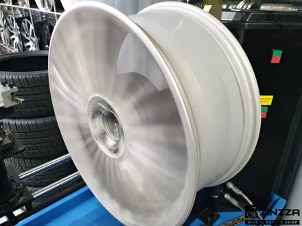 인천 벤츠 E클래스 AMG 휠복원 하이퍼블랙 분체도장 / 인천 부평구 부평동