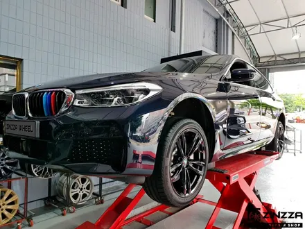 BMW 6gt 유광블랙 휠도색으로 세련되게 드레스up / 인천 부평구 부평동