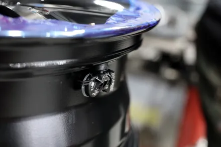 2022 QM6 휠 메탈릭블랙 차량에 블랙유광 휠도색 / 인천 부평구 부평동