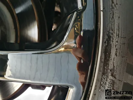 자동차 휠 도색 전문업체 [레인지로버 보그] 22인치 블랙유광 작업기 / 인천 부평구 부평동