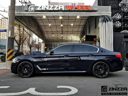 [BMW 5시리즈]19인치 휠 M 스포츠팩 유광블랙 휠도색 / 인천 부평구 부평동
