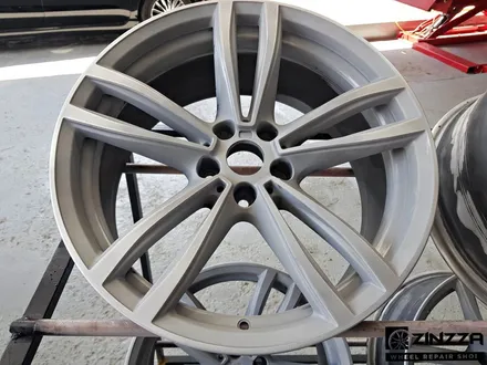 BMW 7시리즈 럭셔리 휠도색 [고스트크롬] / 인천 부평구 부평동