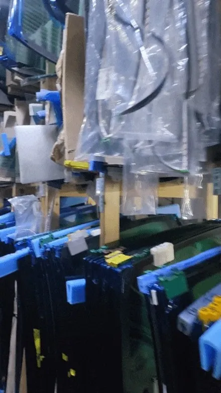 아우디Q7 전면유리 교환 및 버텍스500썬팅 모든 수입차 당일수리 가능한 진주자동차유리 / 경남 진주