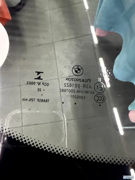진주자동차유리 bmw 3GT  전면유리 돌빵으로 교환 및 스미스벨라 썬팅 ADAS보정까지 퍼팩트한 수리과정 / 경남 진주