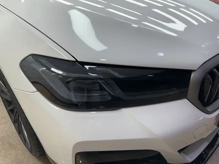 bmw 5시리즈 lci 스모그필름 시공으로 톤 다운! / 인천 남동구 논현동