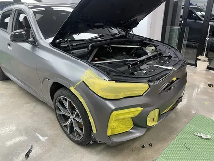 BMW X6 사틴 다크 그레이 전체랩핑
