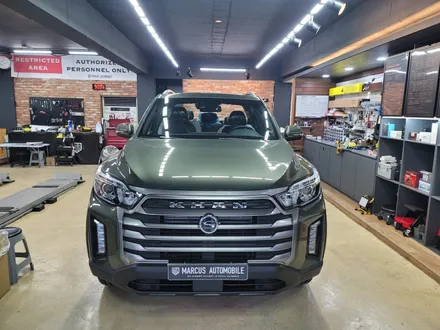 부산 주례 렉스턴 스포츠 칸 레이노 크로마R9 썬팅 & 파인뷰 LX5000 power / 부산 사상구