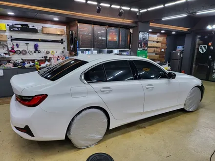 부산 주례 전체랩핑 - 사상 주례 BMW320d 에이버리 사틴 화이트 전체랩핑 / 부산 사상구