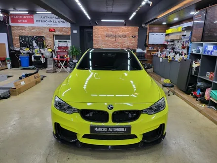 부산 전체랩핑 사상 주례 - bmw m4 쿠페 에이버리 유광 엠블런스 옐로우 전체랩핑 / 부산 사상구