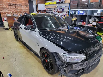 부산 전체랩핑 사상 주례 - bmw m4 쿠페 에이버리 유광 엠블런스 옐로우 전체랩핑 / 부산 사상구