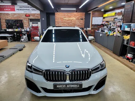 부산 사상 주례 신차 BMW 520i - 신차검수 및  레이노 크로마 R9 썬팅 반사필름 / 부산 사상구