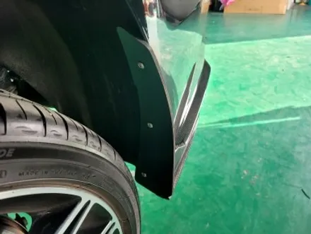스팅어 에이드로 V3 리얼카본 디퓨져,리어카본 디컷핸들,머드가드 교체 시공 / 인천 계양구
