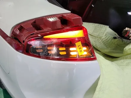 스팅어 마이스터 시퀀셜무빙 led테일램프 시공,비상등 순정타입으로 구현작업,순정타입시공작업 / 인천 계양