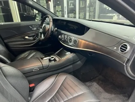 경주랩핑 벤츠 S560 W222 브러쉬블랙으로 실내랩핑 우드죽이기 / 포항, 경주