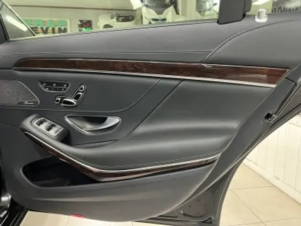 경주랩핑 벤츠 S560 W222 브러쉬블랙으로 실내랩핑 우드죽이기 / 포항, 경주