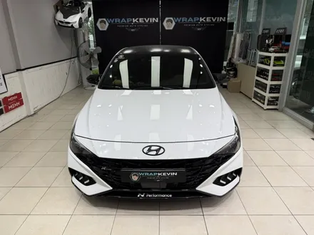 포항랩핑 포항PPF BMW i4 블랙PPF 루프스킨 / 현대 아반떼 CN7 블랙카본 루프스킨 / 포항, 경주