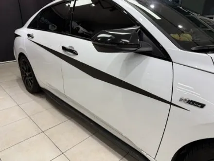 포항랩핑 포항PPF BMW i4 블랙PPF 루프스킨 / 현대 아반떼 CN7 블랙카본 루프스킨 / 포항, 경주