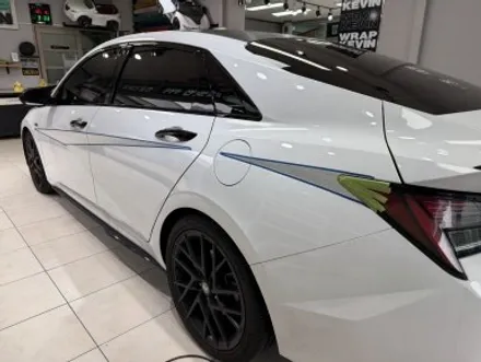 포항랩핑 포항PPF BMW i4 블랙PPF 루프스킨 / 현대 아반떼 CN7 블랙카본 루프스킨 / 포항, 경주