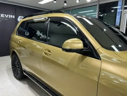 포항랩핑 BMW X7 G07 제거후 유광메탈릭골드 전체랩핑 재시공 / 포항, 경주