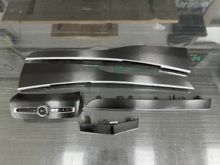볼보 XC90 실내랩핑 블랙브러쉬로 우드죽이기 (포항) / 포항, 경주
