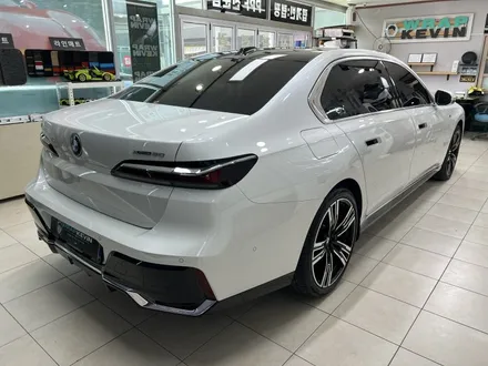 포항 BMW i7 크롬죽이기 시공으로 포스업! / 포항, 경주
