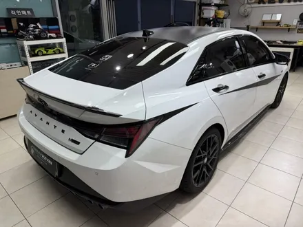 포항랩핑 포항PPF BMW i4 블랙PPF 루프스킨 / 현대 아반떼 CN7 블랙카본 루프스킨 / 포항, 경주