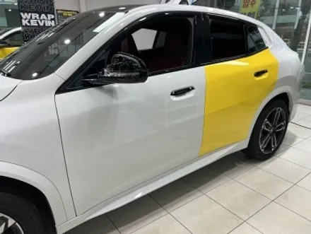 포항랩핑 BMW X2 U10 유광브라이트옐로우 전체랩핑, 크롬죽이기 / 포항, 경주