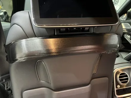 경주랩핑 벤츠 S560 W222 브러쉬블랙으로 실내랩핑 우드죽이기 / 포항, 경주