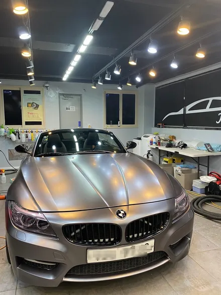 제리모터 : BMW Z4 3m사틴다크그레이,사틴블랙 투톤 올랩핑시공 / 울산광역시 북구