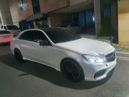 벤츠E클전체랩핑::에이버리 사틴화이트펄 전체랩핑 / 울산광역시 북구