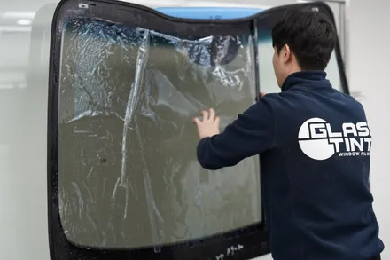 돌빵 유리 파손으로 유리교체 및 썬팅 재시공, 재방문의사 있는 루마버텍스 용산청파로점 (버텍스900) / 서울 용산구 한강로3가