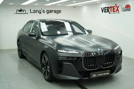 BMW I7 XDrive60에 걸맞는 최상위 필름  루마 버텍스 1100 시공기 / 서울 용산구 한강로3가