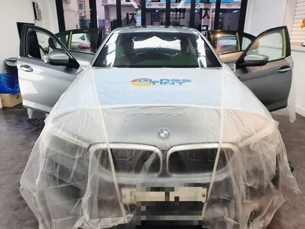 BMW G30 530d 글라스틴트 펜더 신차패키지 인천썬팅 자동차썬팅 논현동썬팅 썬팅